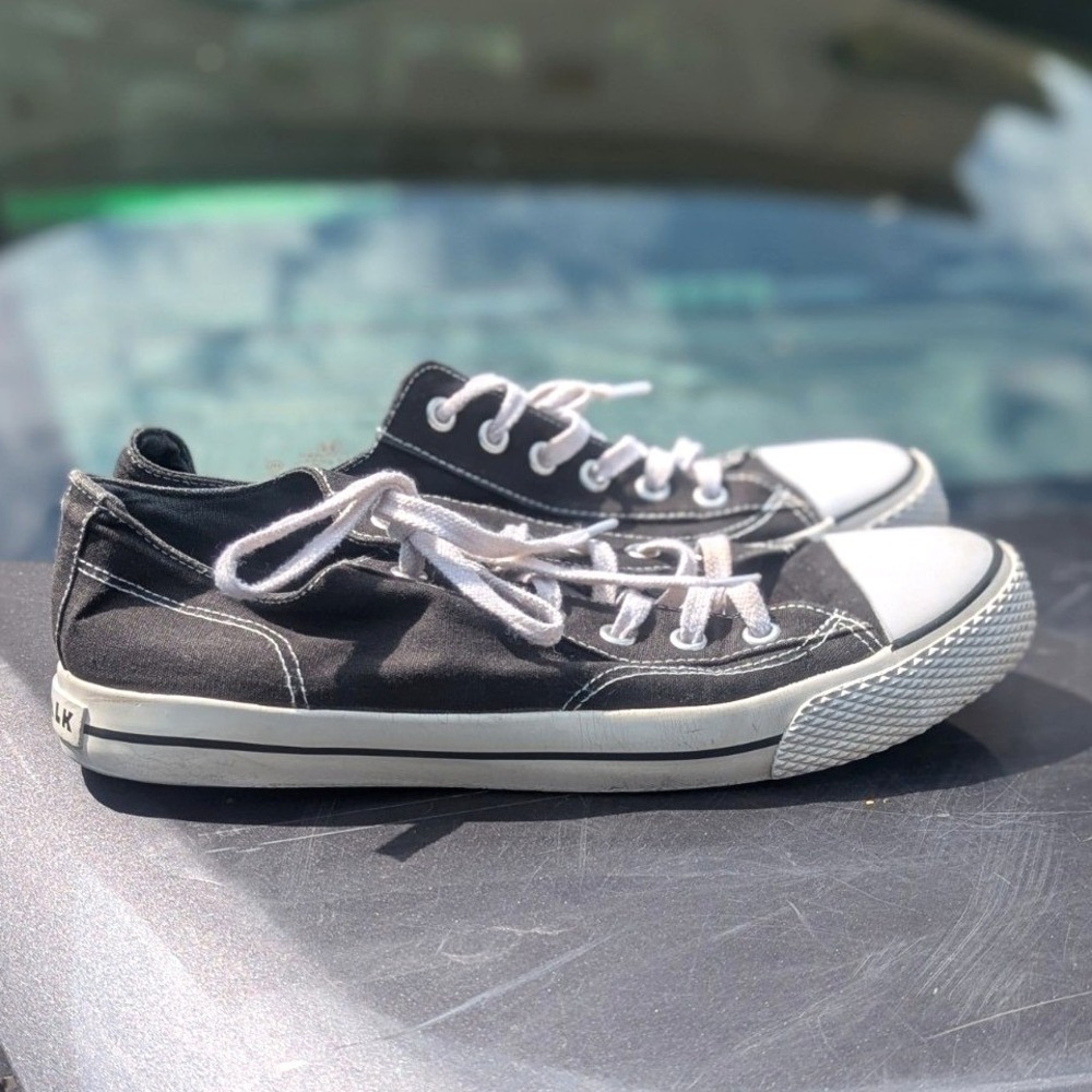Y2K Skate Grunge Airwalk Black Canvas Low Top Sneakers Men's Size 10